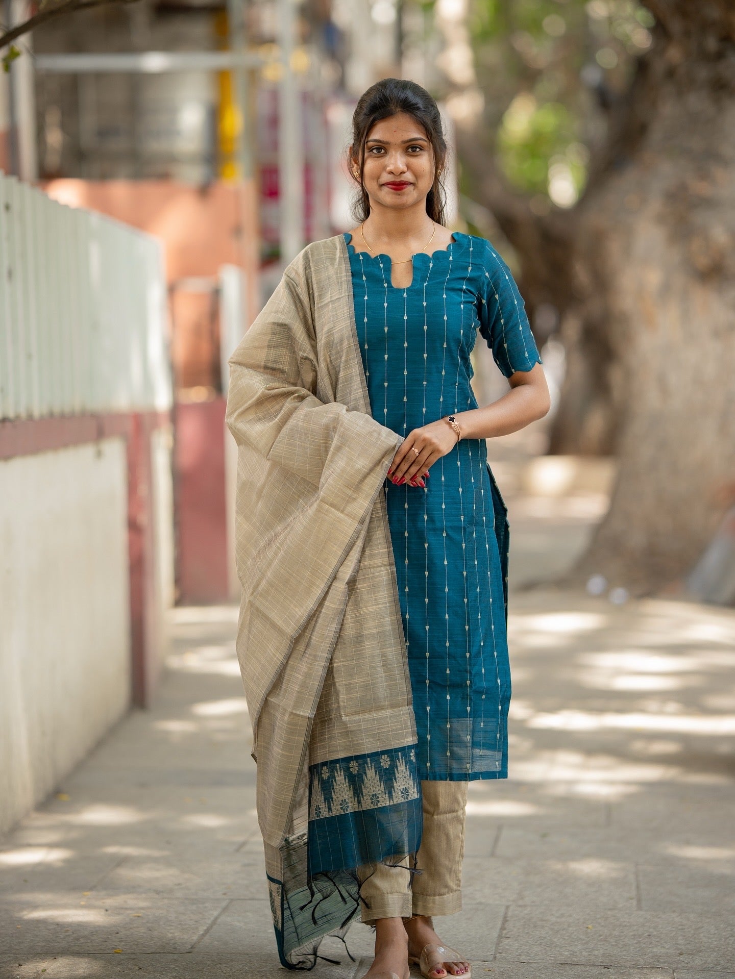 AC233 Teal Blue Raw Silk Kurti Set