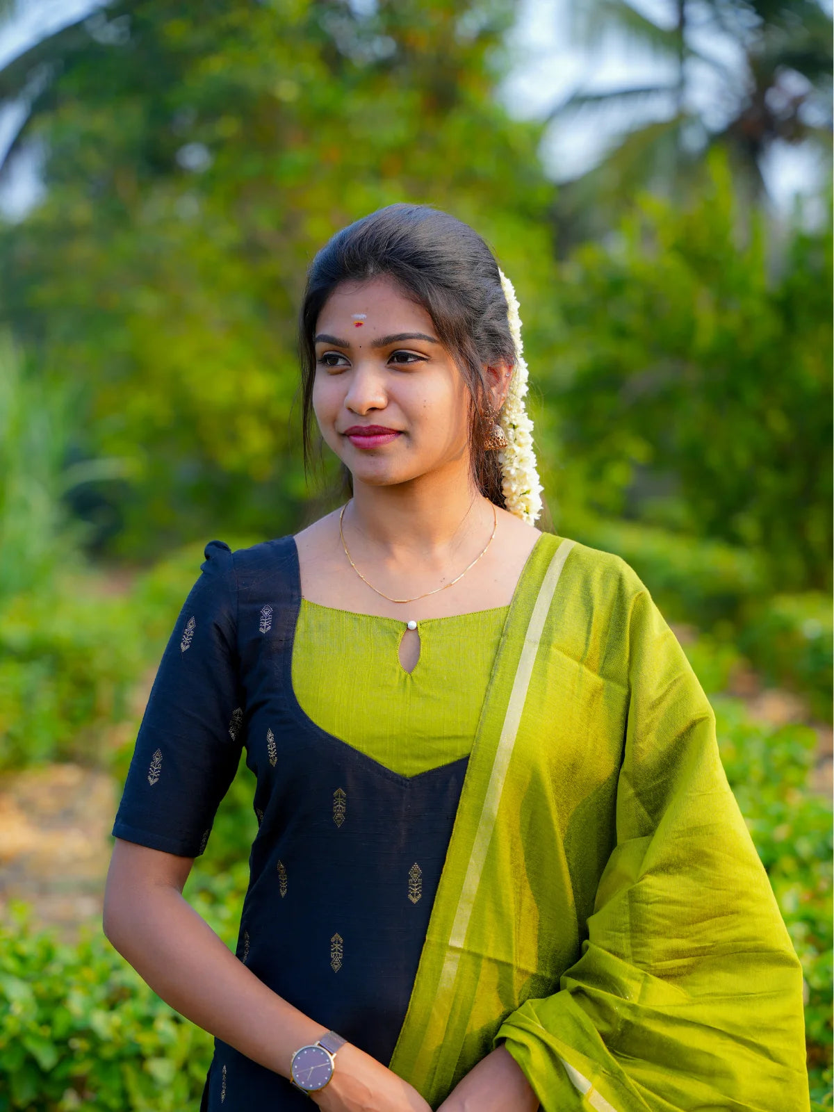 AC196 Raw Silk Kurti Set