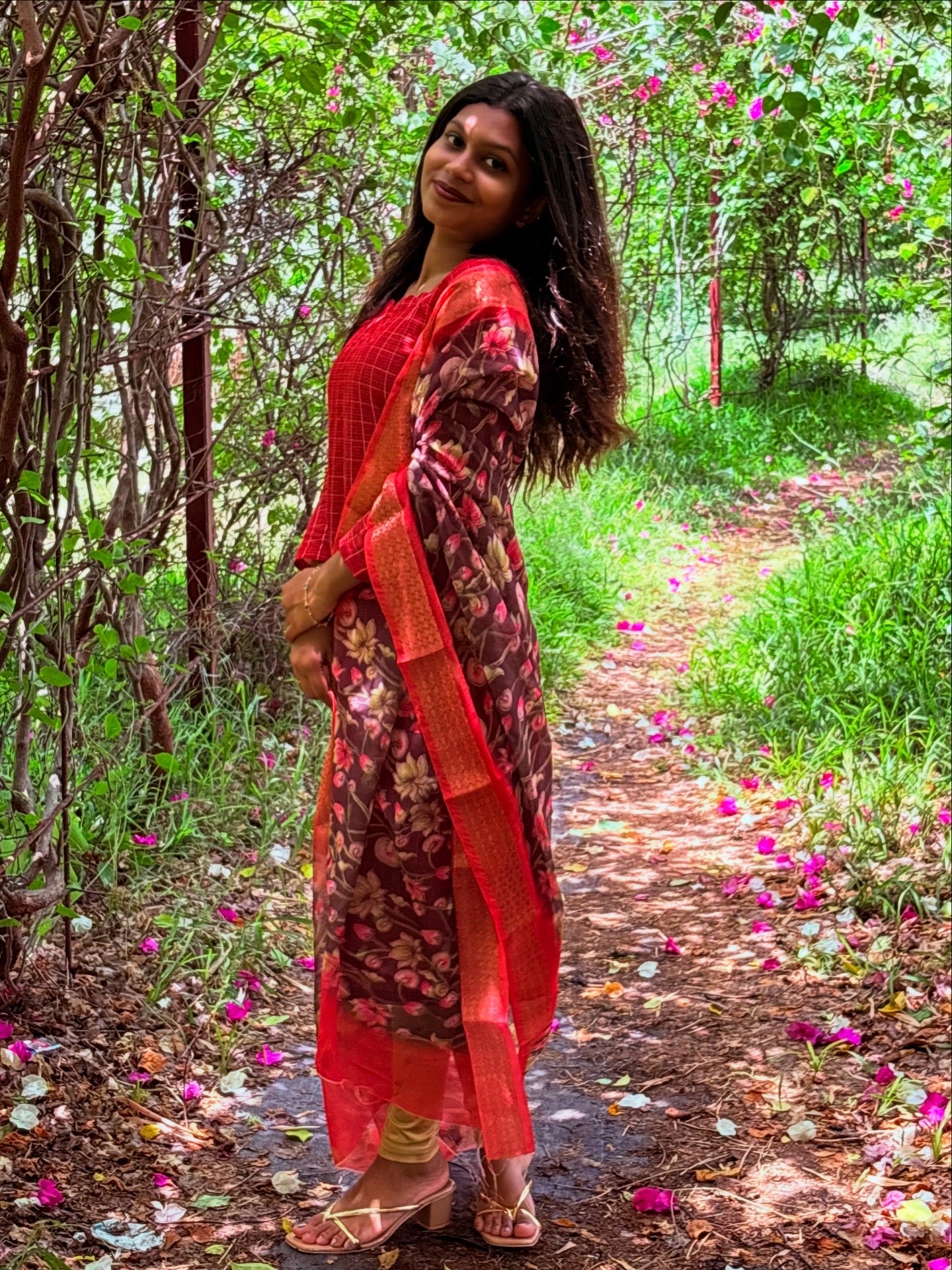 AC231 Tomato Red Raw Silk dupatta set