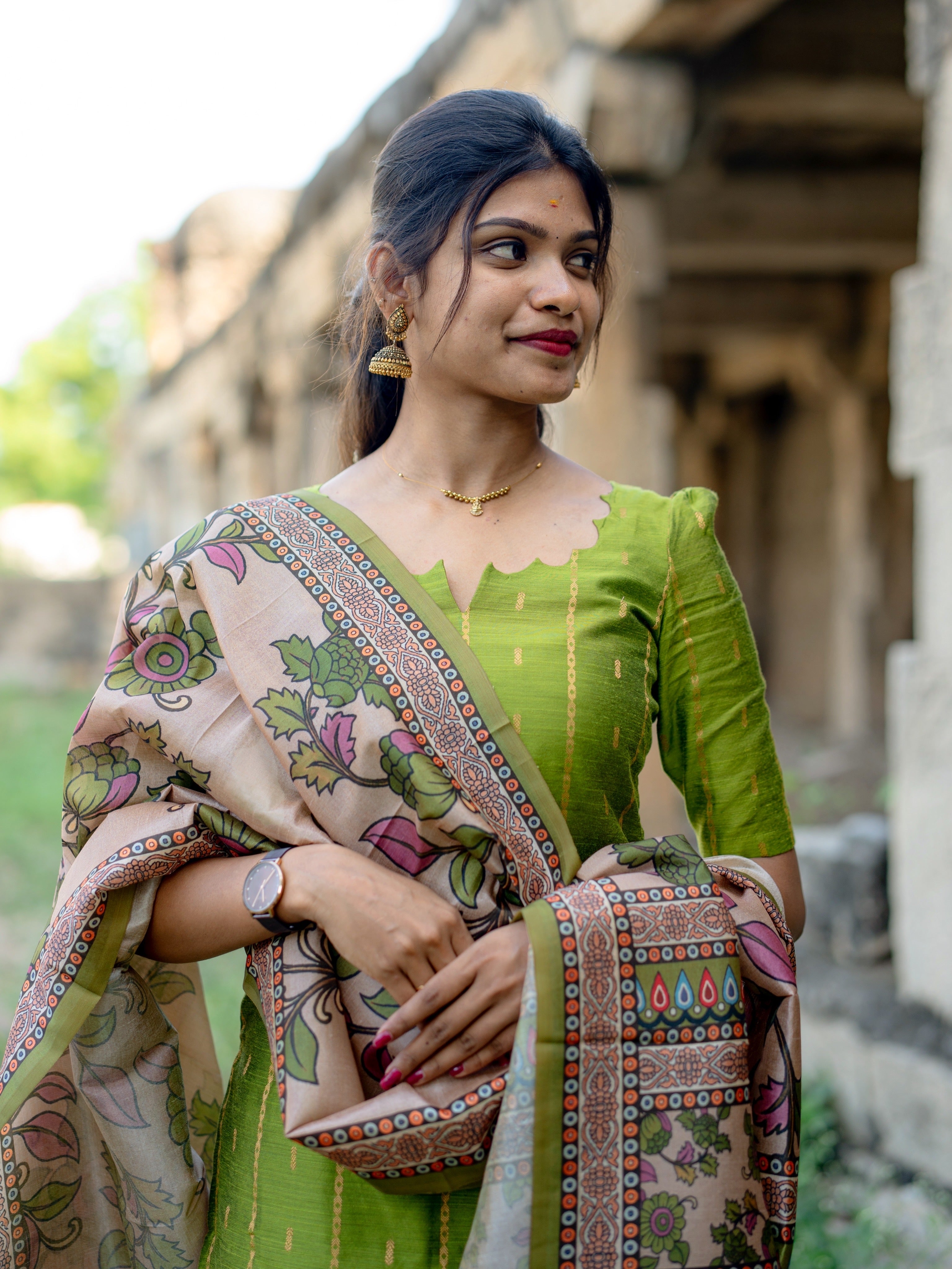 AC242 Mehandi Green Raw silk set
