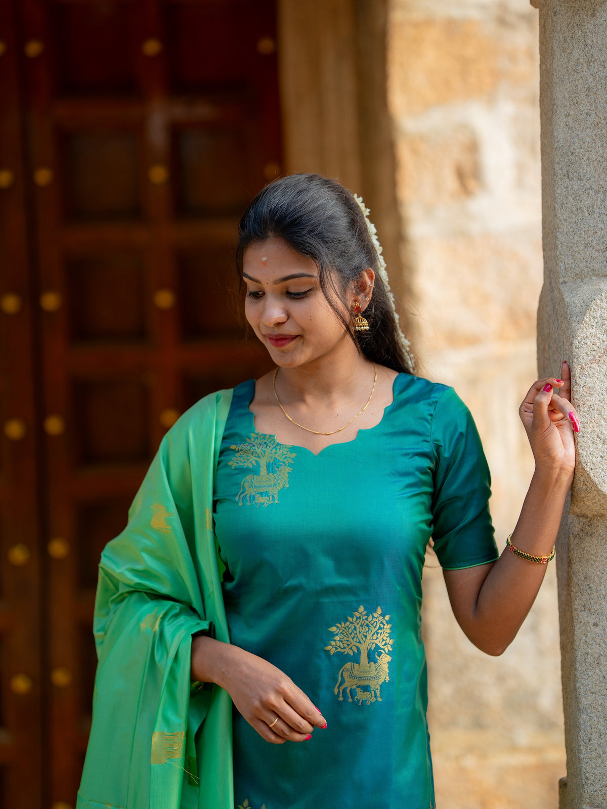 DS05 Peacock Green Soft silk kurti set