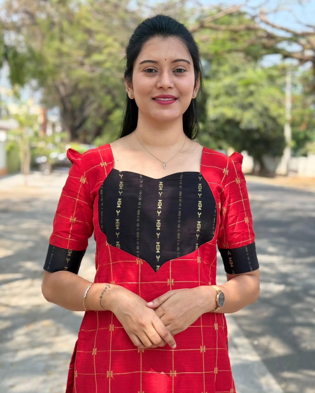 AC100 Red Raw Silk Kurti