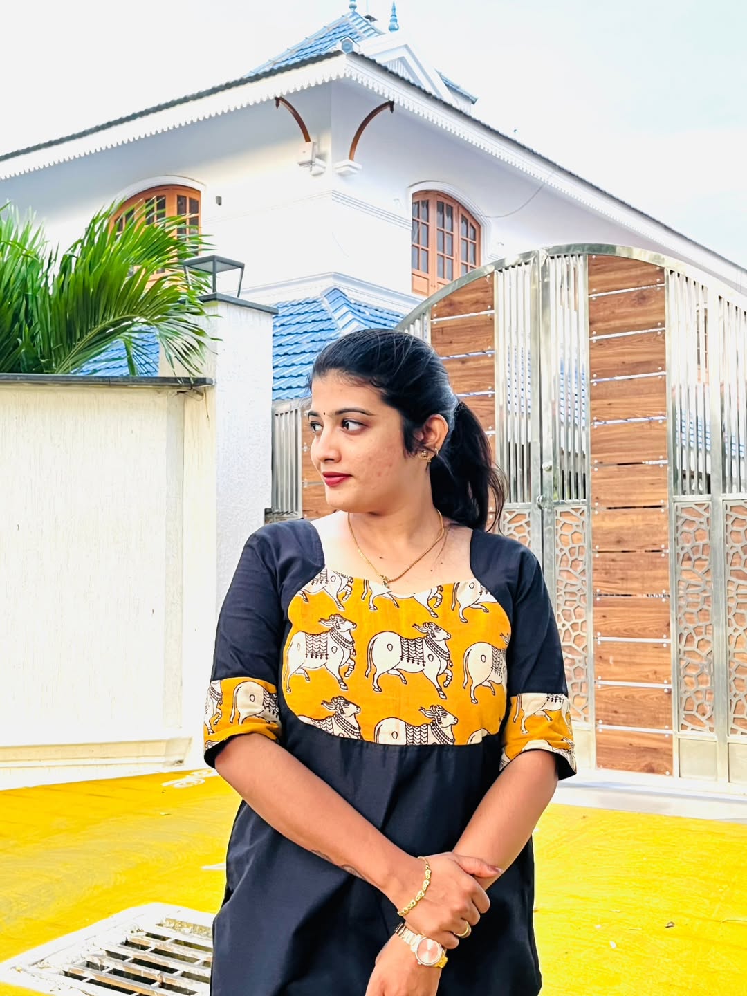 AC149 Plain Raw Silk with Kalamkari Dupatta Set