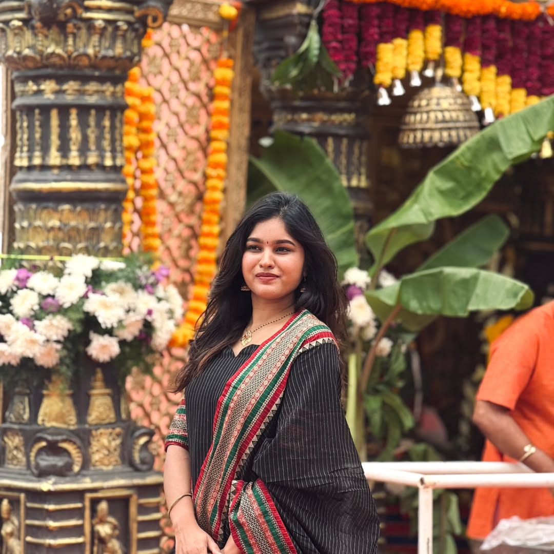 AC191 Black Narayanpet Kurti Dupatta Set