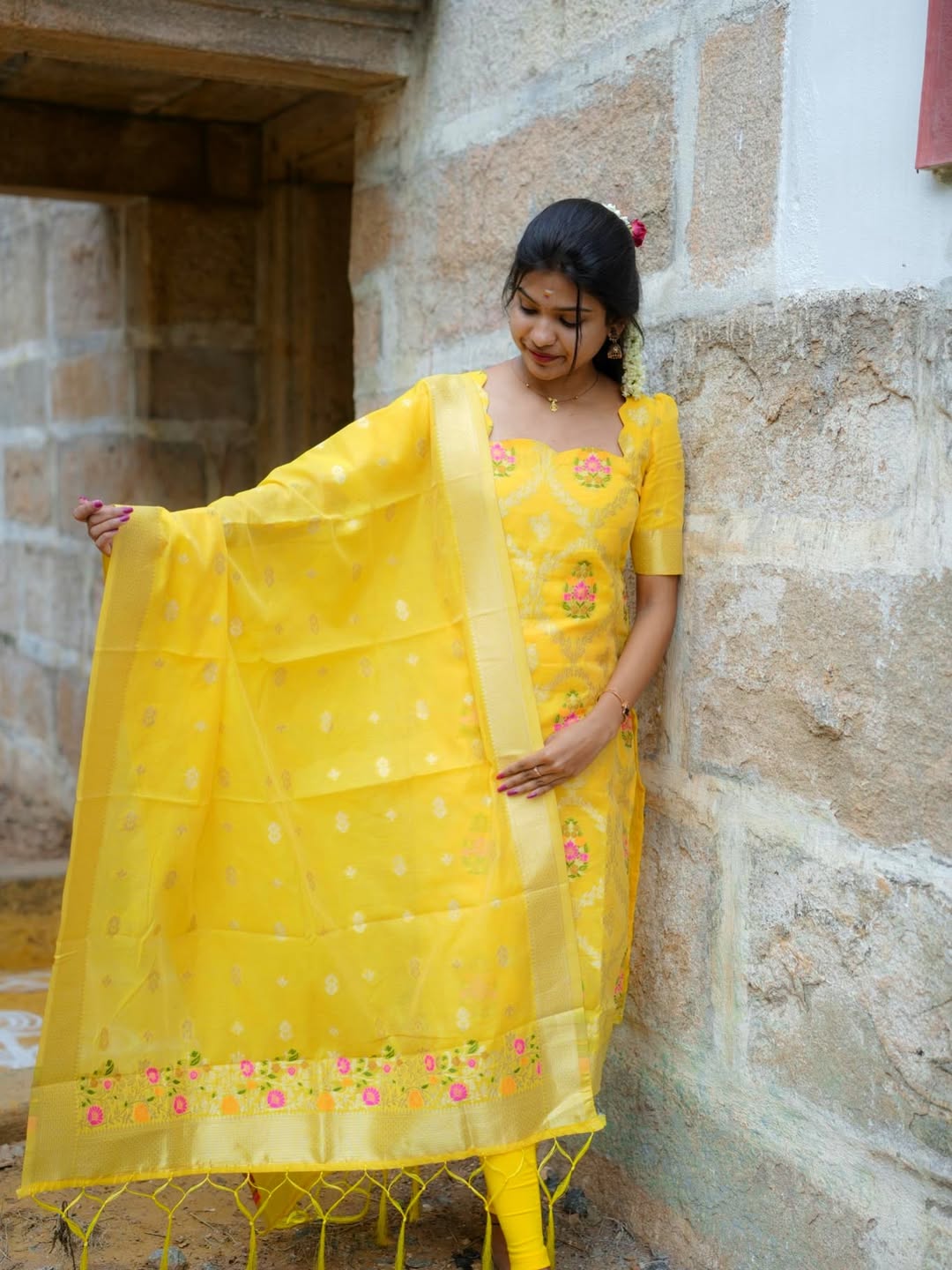 AC163 Yellow Banarasi Cotton Kurti Dupatta Set